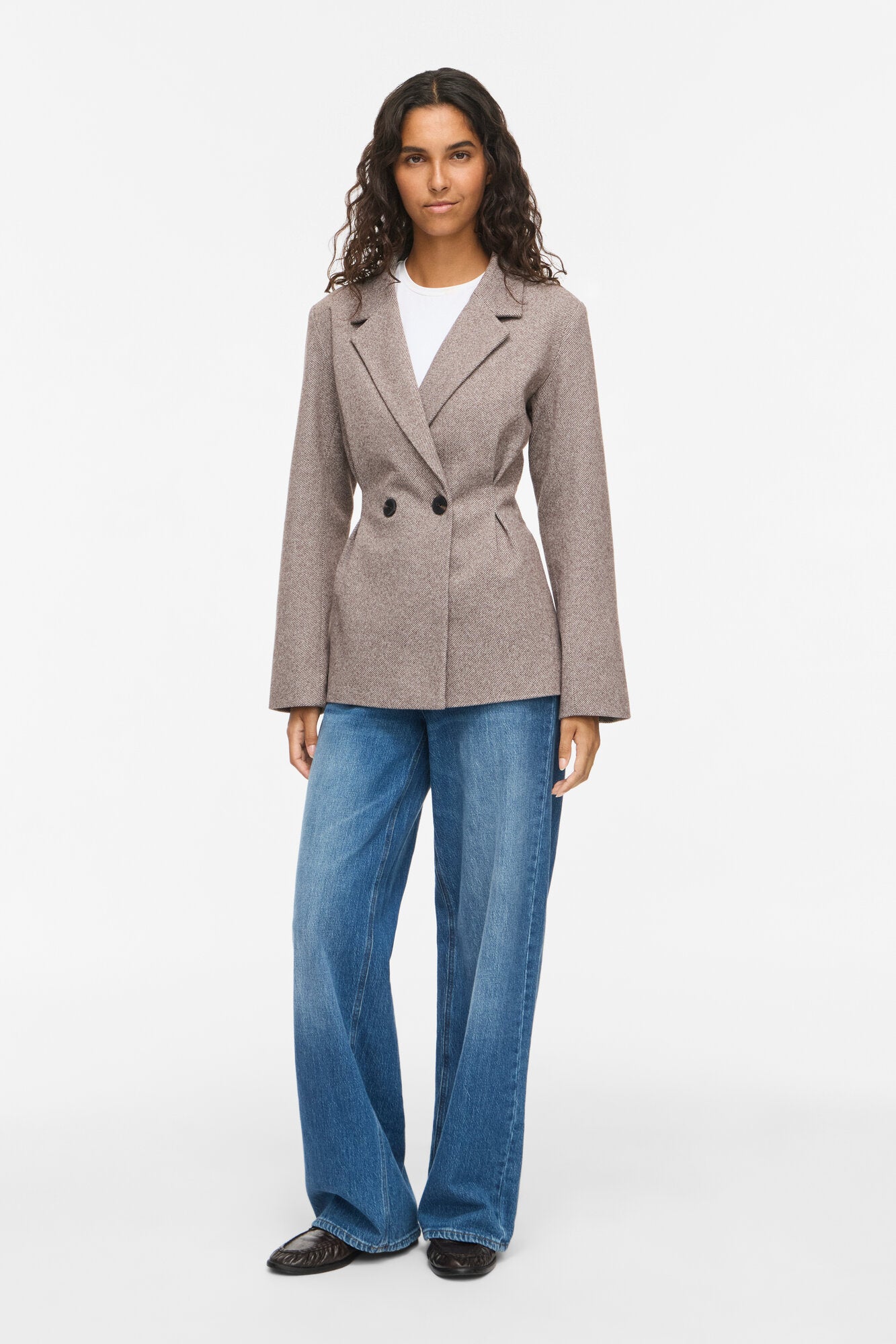 Visolene figursyet blazer – Coffee Bean